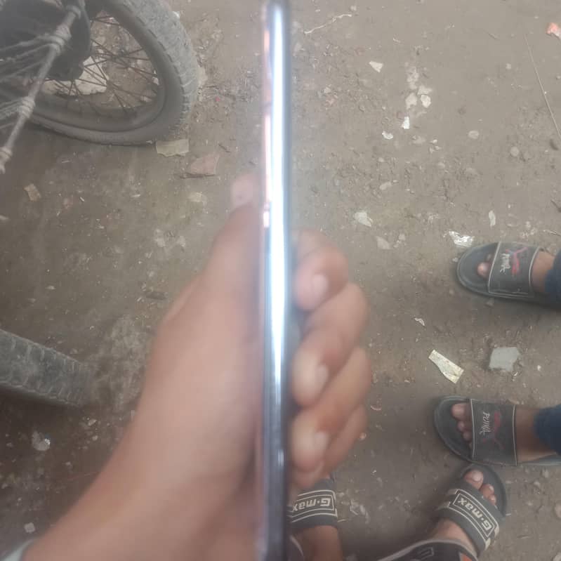 1+ 5g 2