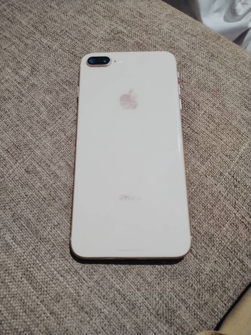 Apple iPhone 8 Plus 5