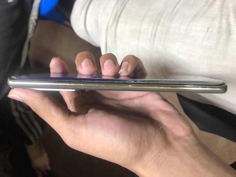Infinix Note 40 Pro 4