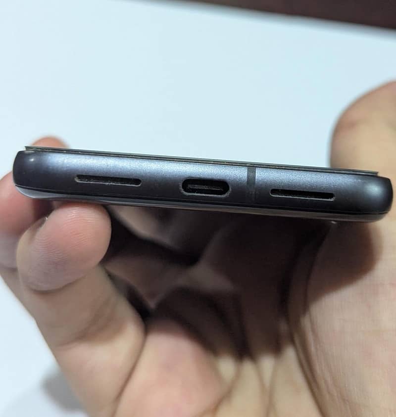 Google Pixel 8 3