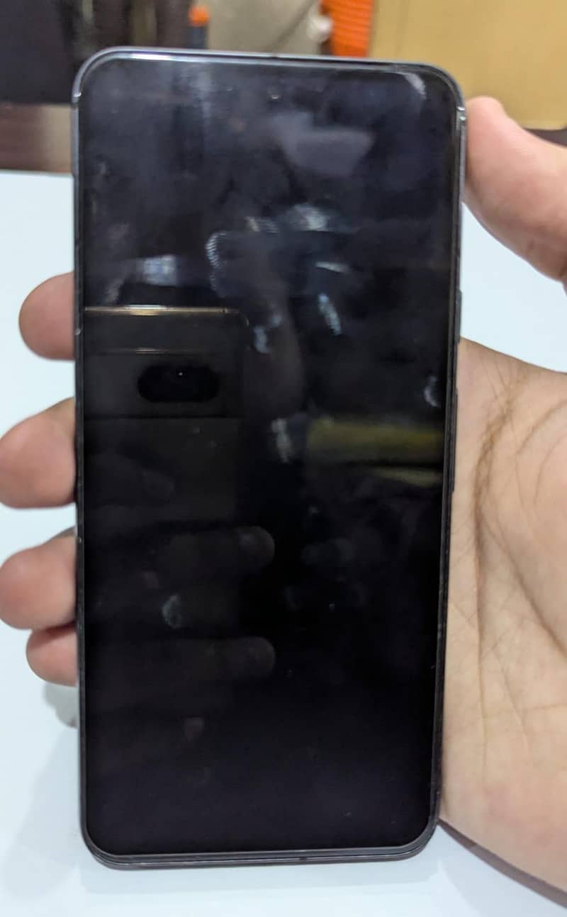 Google Pixel 8 5