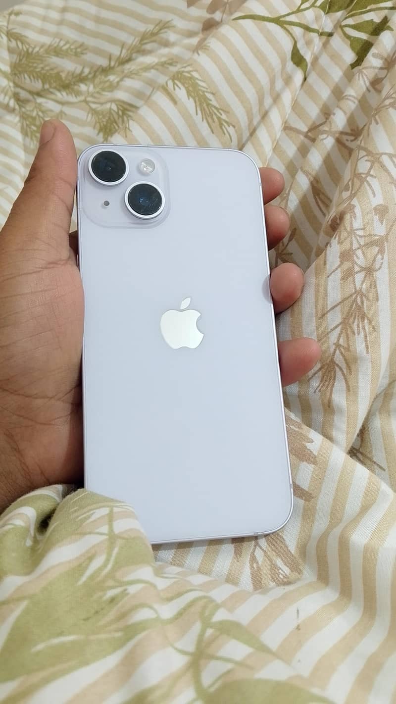 Apple iPhone 14 3