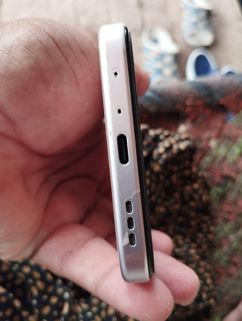 OPPO A6 1