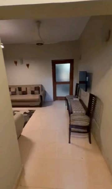 Prime Location 250 Square Yards Flat For rent In Rs. 170000 Only
