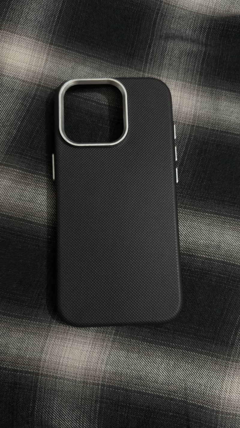 Iphone 16 Pro Case Covers 1