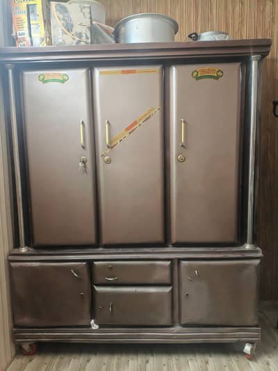 3-Door Steel Safe / Tijori, Heavy Duty & Secure
