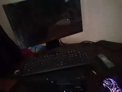 lenovo Core i3 3th Gen 4Ram Slot Desktop PC with LCD Keyboard Mouse