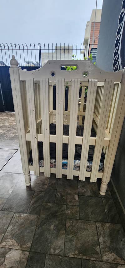 beautiful baby cot wooden