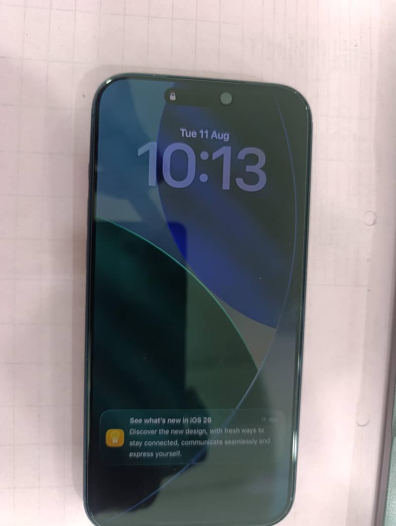 Apple iPhone 17 Pro Max 4