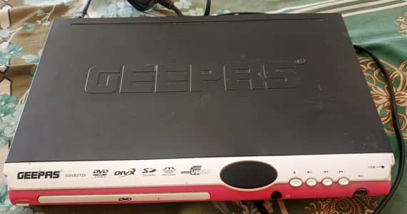 GEEPAS DVD PLAYER