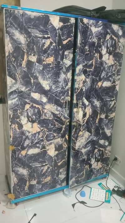 2 door wardrobe
