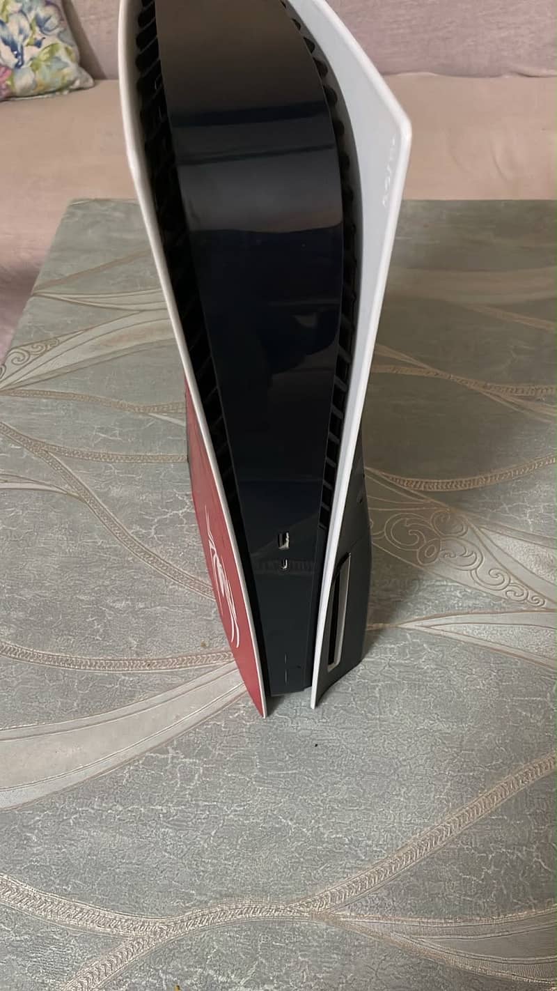 Ps5 , 1 Tb , disc version 3