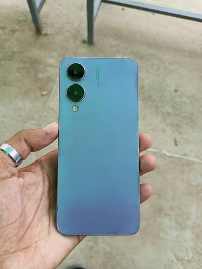 Vivo Y17s