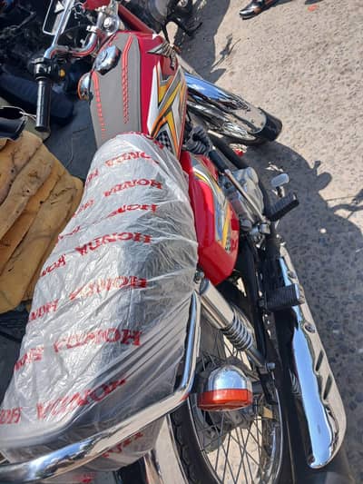 Honda CG 125 2025