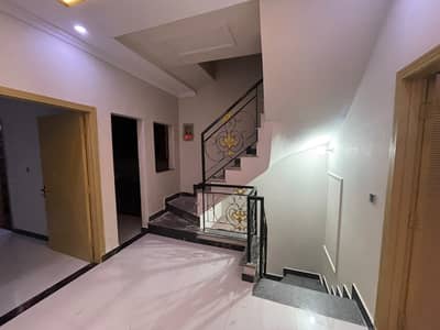 Find Your Ideal House In Marghzar Officers Colony Under Rs. 18000000