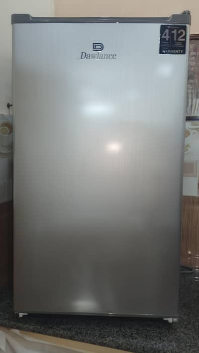Dawlance DSD 4890  Single Door Refrigerator Single Door Redsfrigerator