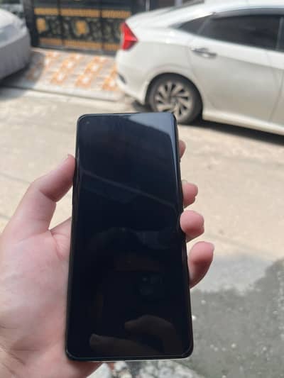OnePlus 8 5G UW (8GB/128GB)  - Clean Condition