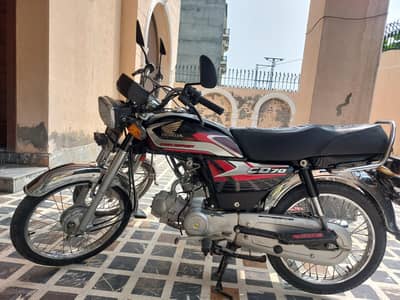 Honda cd 70cc black Total Orignal
