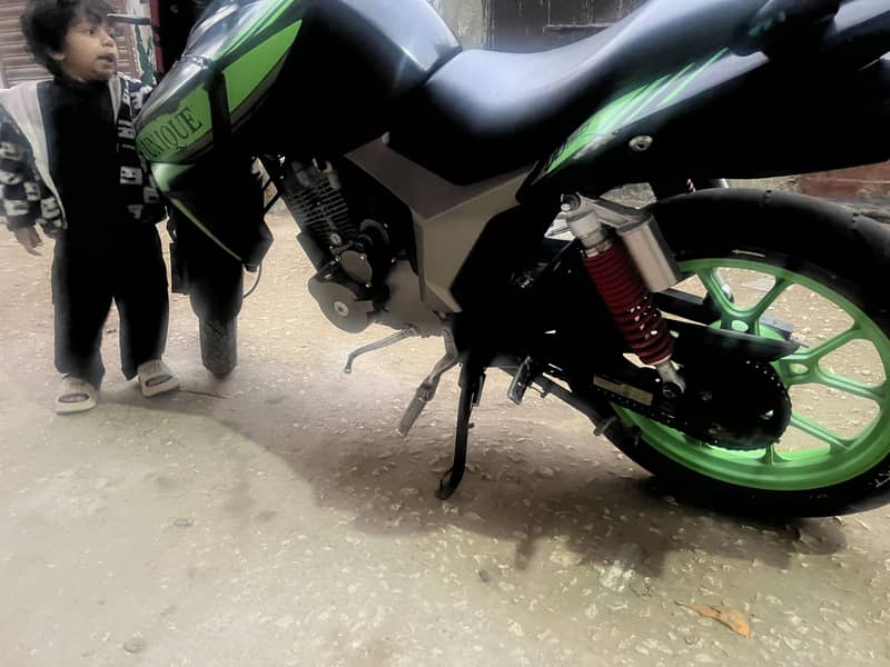 Unique Tornado 150cc 4