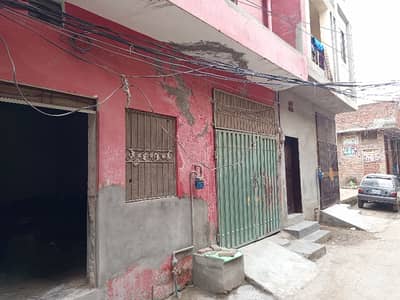 4 Marla Spacious House Available In Gajju Matah For sale