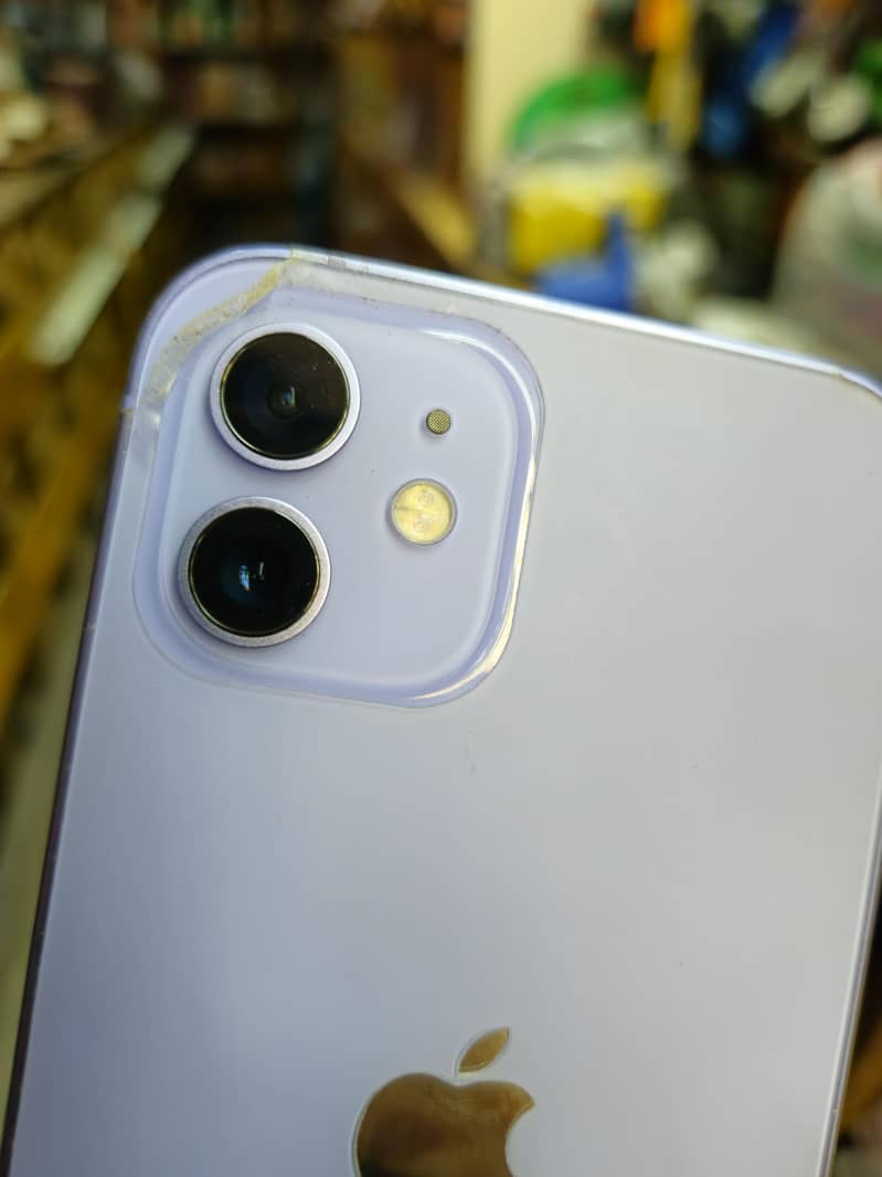 Apple iPhone 12 6
