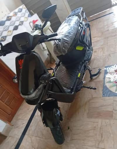 Scotty Revoo electric. O3224746966 my WhatsApp number
