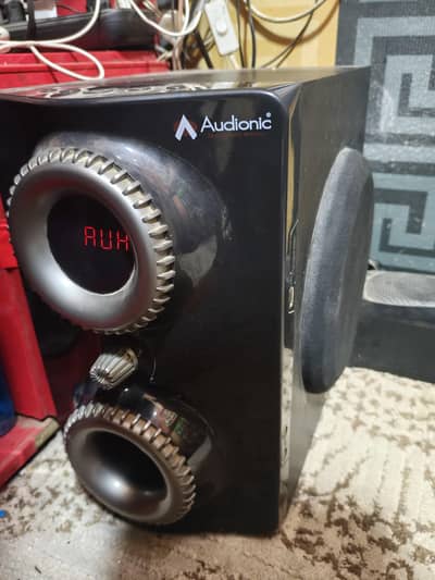 Audionic Home Thetre Rainbow R35 Up For Sale