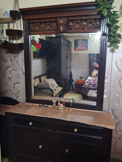 dressing table