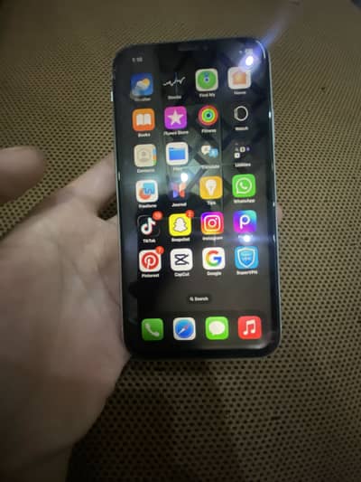 iPhone XR Only Wattaspp mess 0304 4192276