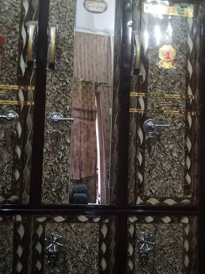 Safe almari for sale