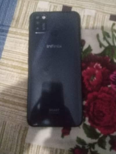 Infinix smart 6 3/64 Gb