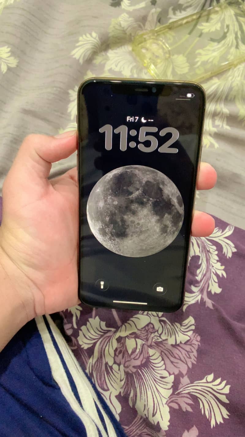 Apple iPhone 11 Pro Max 3