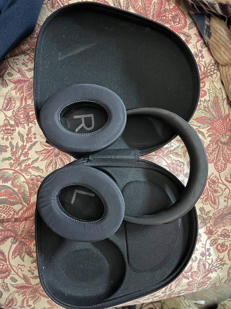 Bose nc 700 2