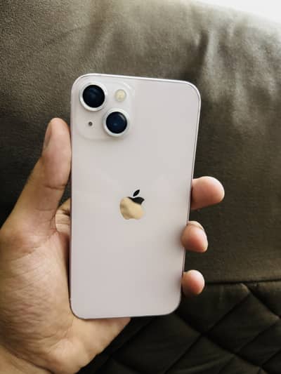 Apple iPhone 13