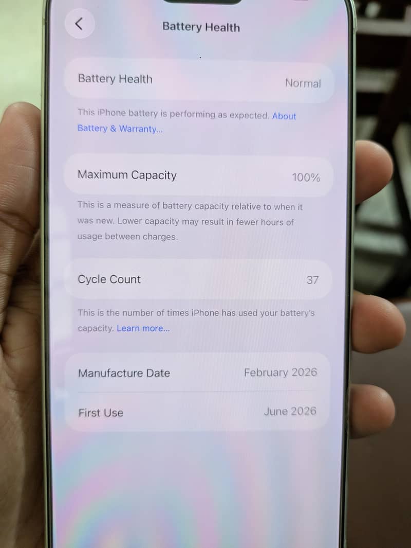 Apple iPhone 17 Pro Max 4