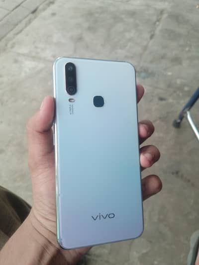 Vivo Y17