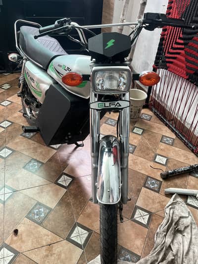 Alpha Ev 125