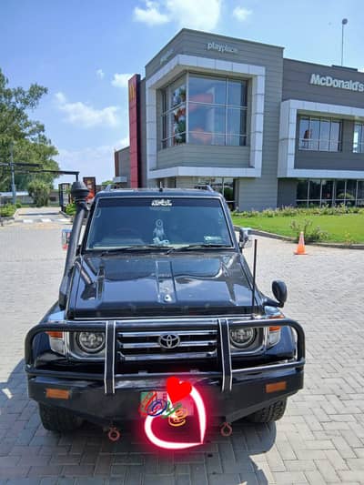 Toyota Land Cruiser 1984