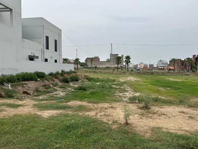 10 Marla Plot 11 Month Installment Time For Sale In Paragon City
