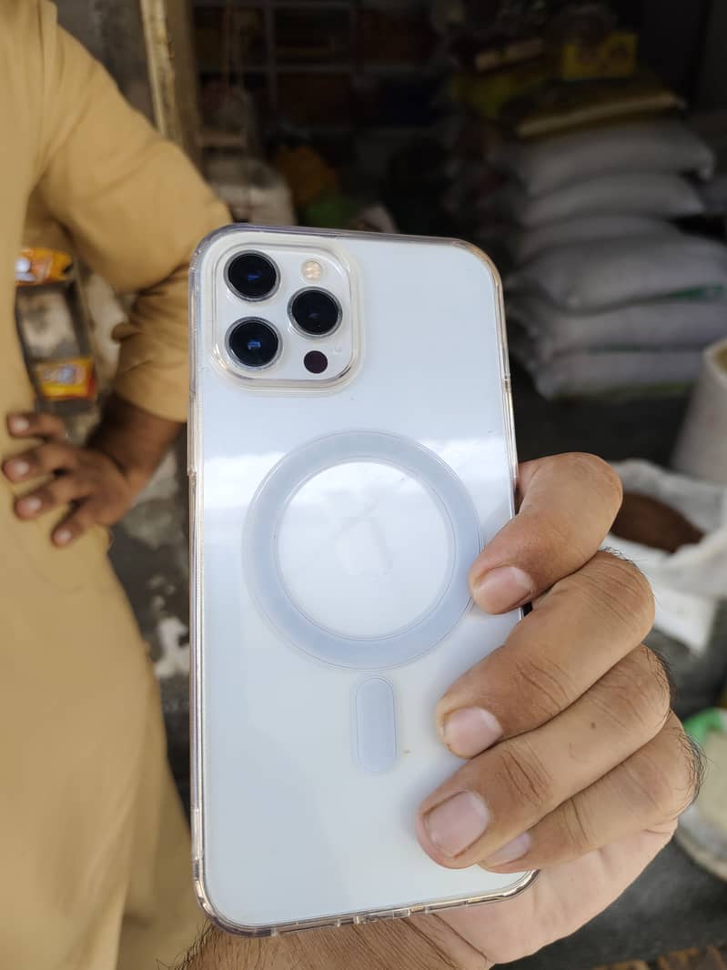 Apple iPhone 12 Pro Max 1