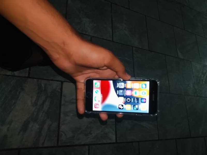 Apple iPhone 7 5