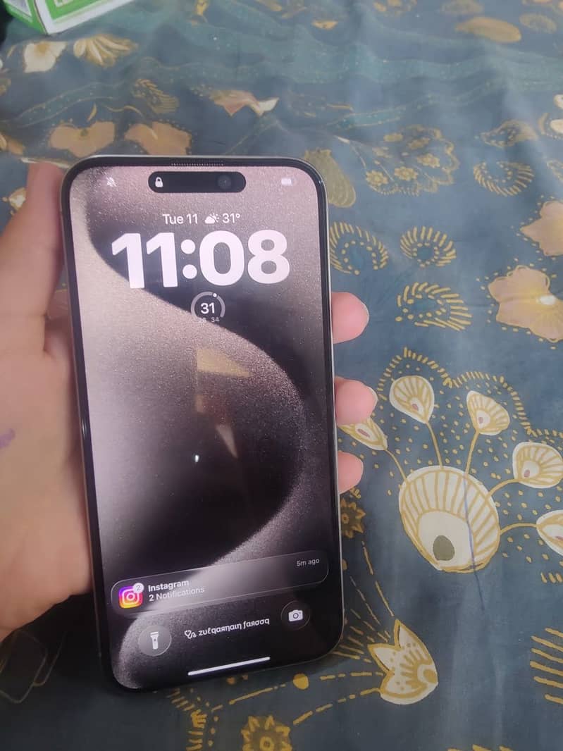 Apple iPhone 15 1