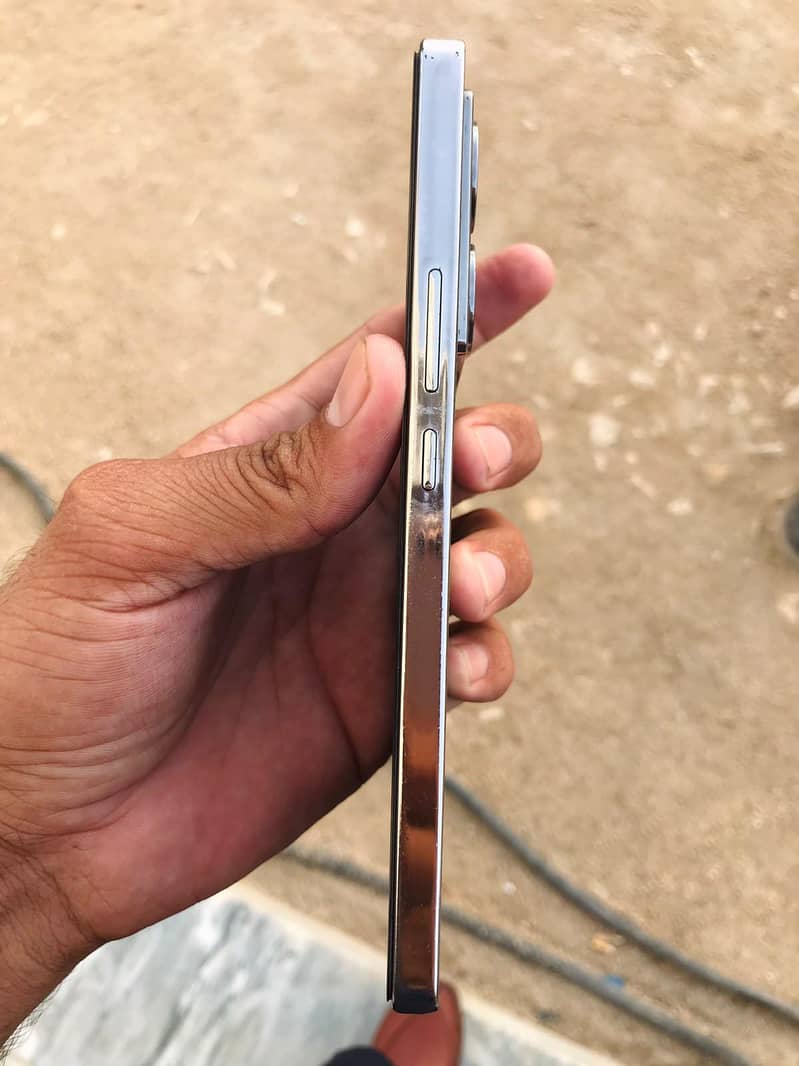 Infinix Note 40 2