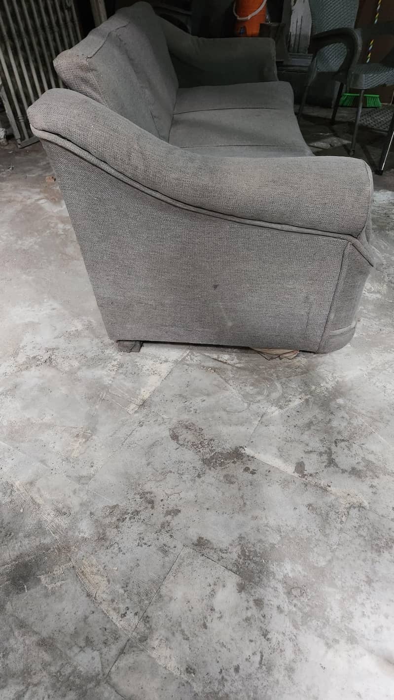 3 seater sofa 2