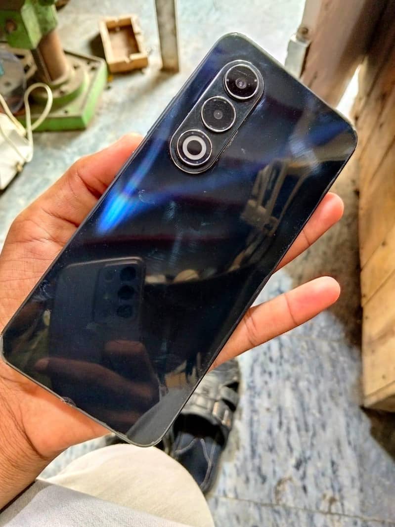 Itel S25 1