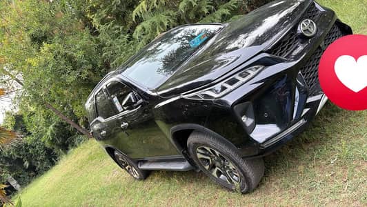 Toyota Fortuner Legender 2023