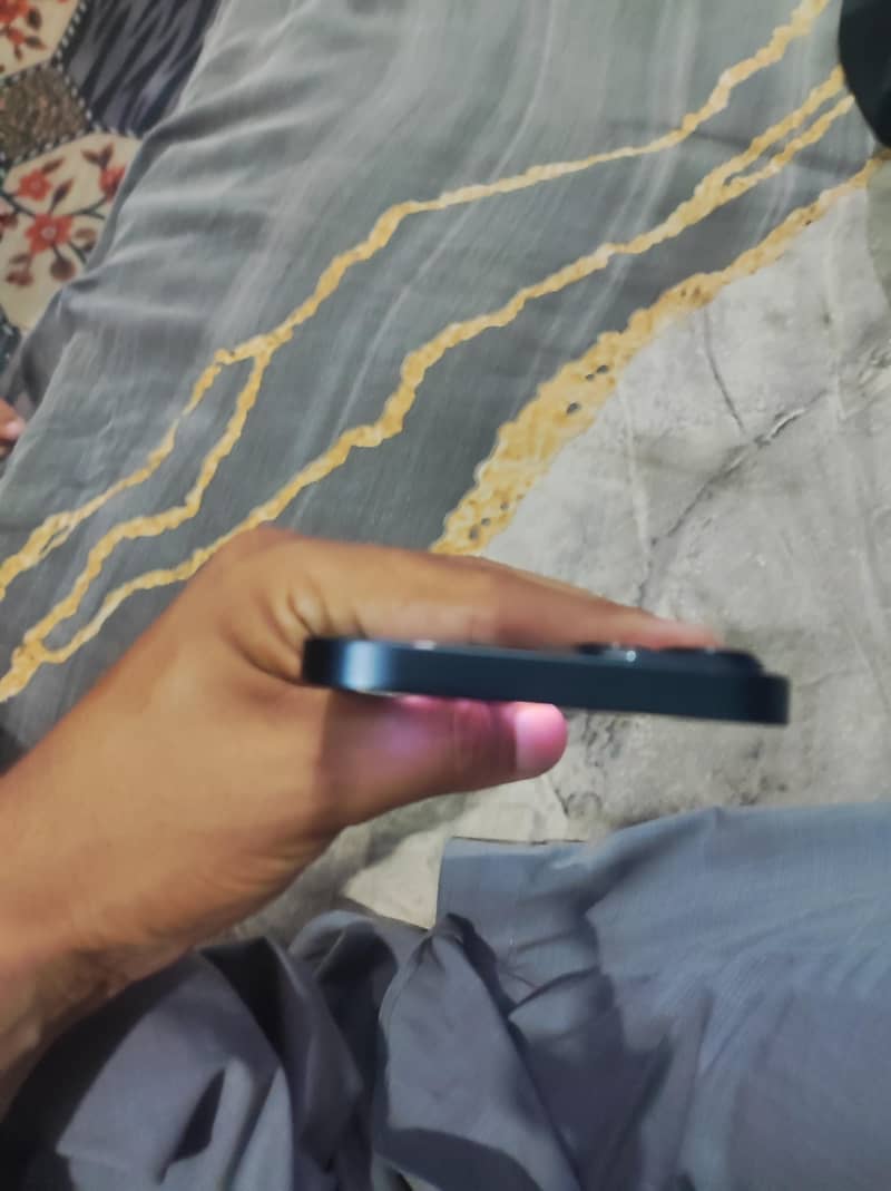 Apple iPhone 14 plus 7