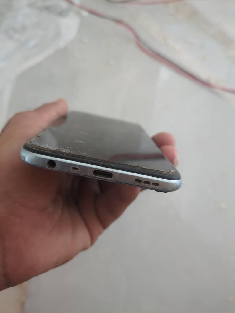 OPPO A54 4