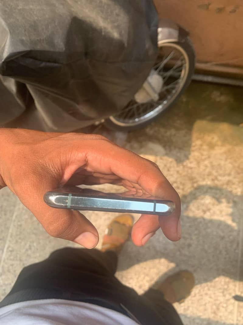 One Plus 10 Pro 5