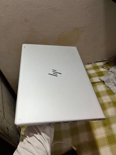 Hpl elitebook core i5 8th generation 8/256